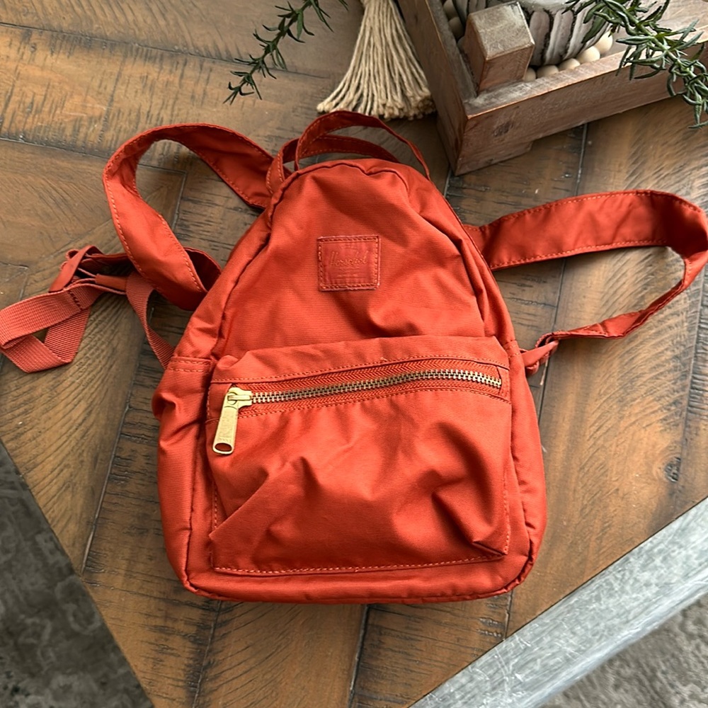 HERSCHEL MINI BACKPACK -NWOT